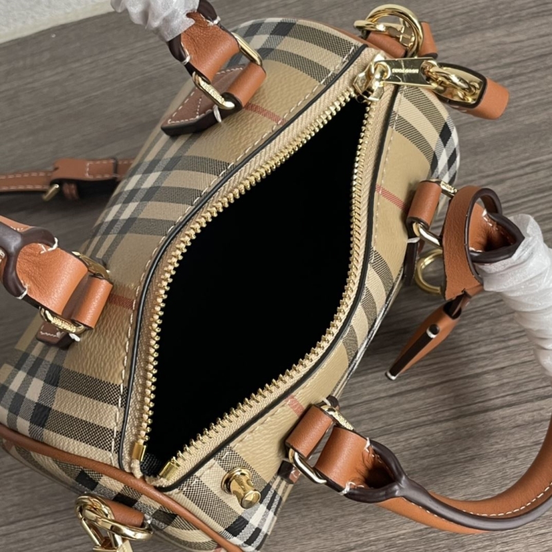 Bv*b*rry speedy bags